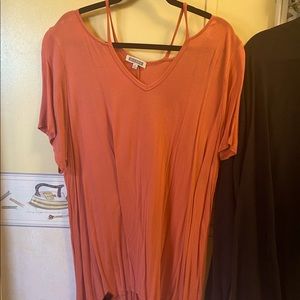 Business casual shirts. Sizes 2x and 3x. 8$ each or 30$ for all